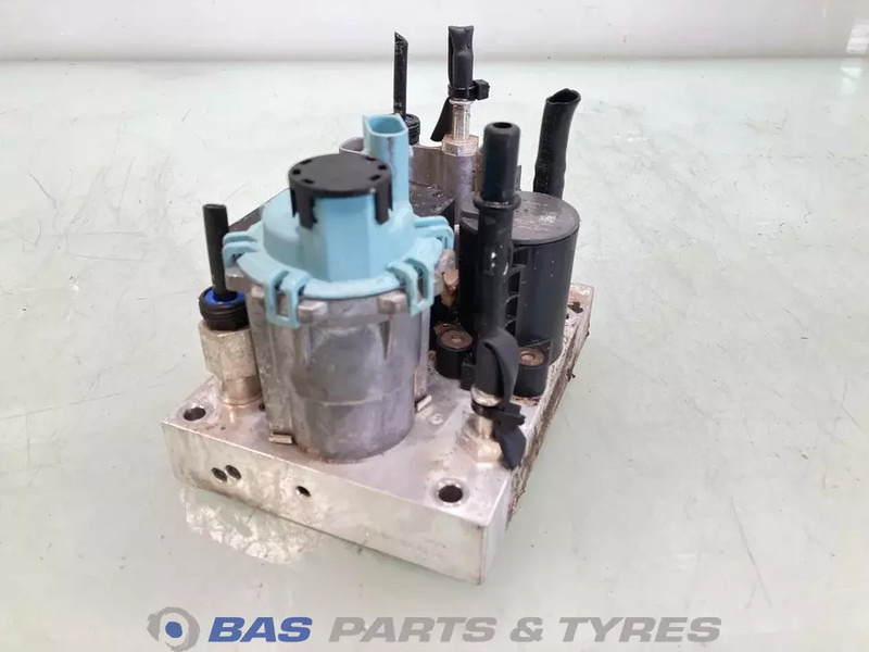 Renault AdBlue pomp Renault 7421679299 - Резервни делови за Камион: слика 1 Renault AdBlue pomp Renault 7421679299 - Резервни делови за Камион: слика 1