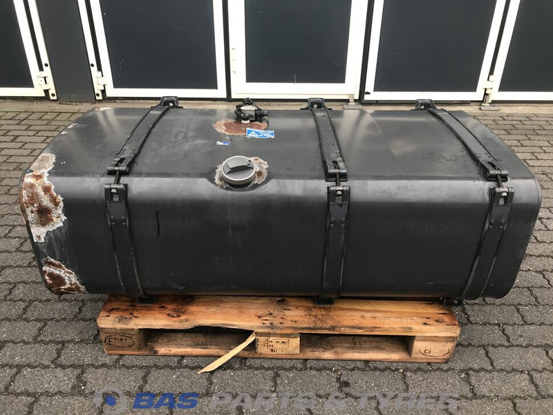 Scania Brandstoftank Scania 450 Liter 1424272 - Резервоар за гориво за Камион: слика 1 Scania Brandstoftank Scania 450 Liter 1424272 - Резервоар за гориво за Камион: слика 1