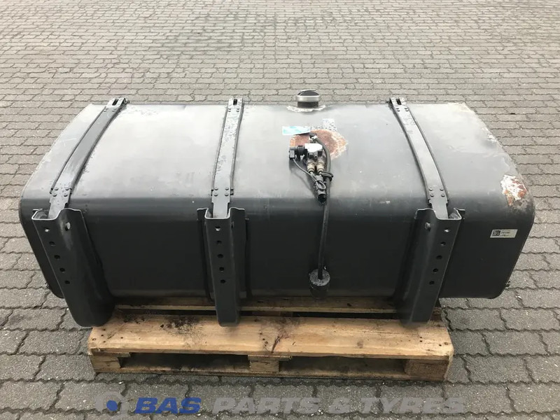 Scania Brandstoftank Scania 450 Liter 1424272 - Резервоар за гориво за Камион: слика 3 Scania Brandstoftank Scania 450 Liter 1424272 - Резервоар за гориво за Камион: слика 3