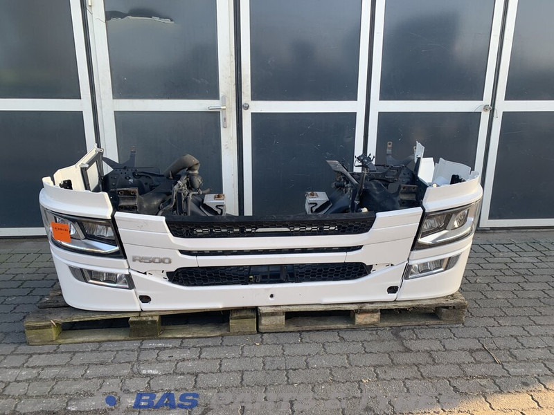 Scania R-Serie Bumper Scania 3082333 - Браник за Камион: слика 1 Scania R-Serie Bumper Scania 3082333 - Браник за Камион: слика 1
