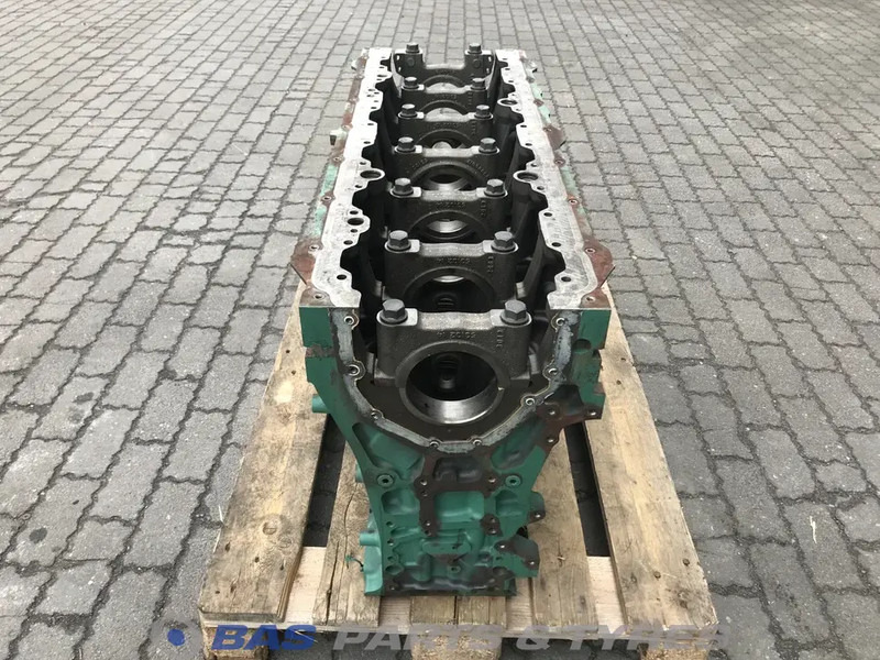 Volvo Cilinderblok Volvo 23489240 - Блок на цилиндерот за Камион: слика 2 Volvo Cilinderblok Volvo 23489240 - Блок на цилиндерот за Камион: слика 2