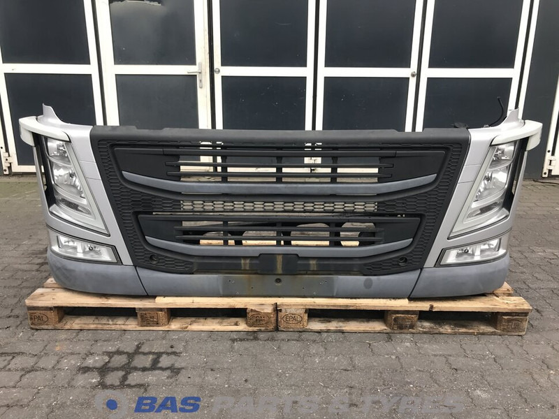 Volvo FM4 Bumper Volvo 21221129 - Браник за Камион: слика 1 Volvo FM4 Bumper Volvo 21221129 - Браник за Камион: слика 1