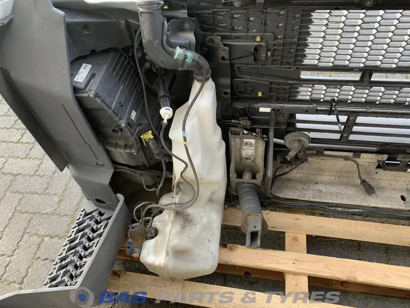 Volvo FM5 Bumper Volvo 84407376 - Браник за Камион: слика 4 Volvo FM5 Bumper Volvo 84407376 - Браник за Камион: слика 4