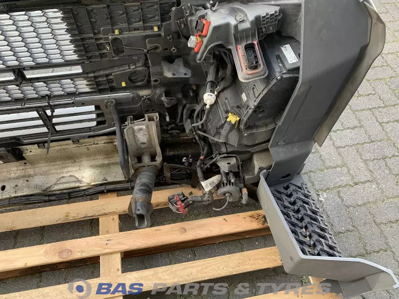 Volvo FM5 - Браник за Камион: слика 5 Volvo FM5 - Браник за Камион: слика 5