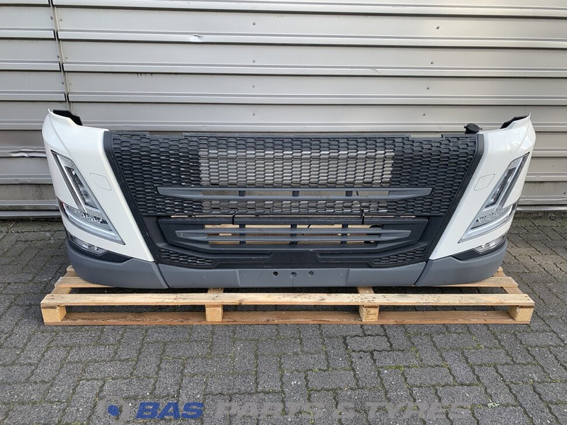 Volvo FM5 - Браник за Камион: слика 1 Volvo FM5 - Браник за Камион: слика 1