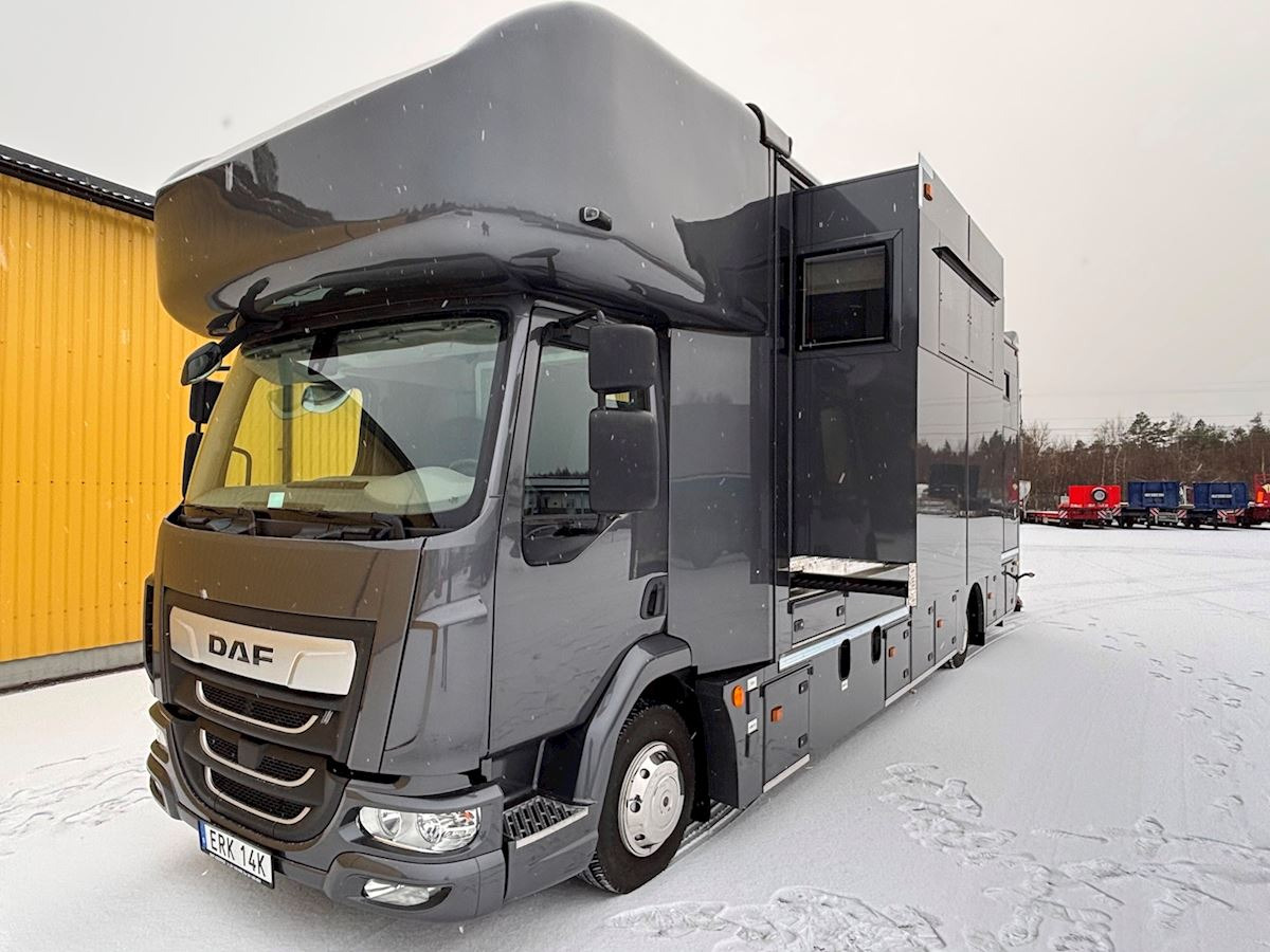 DAF Lehel horsebox 210 LF - Камион за коњи: слика 1 DAF Lehel horsebox 210 LF - Камион за коњи: слика 1