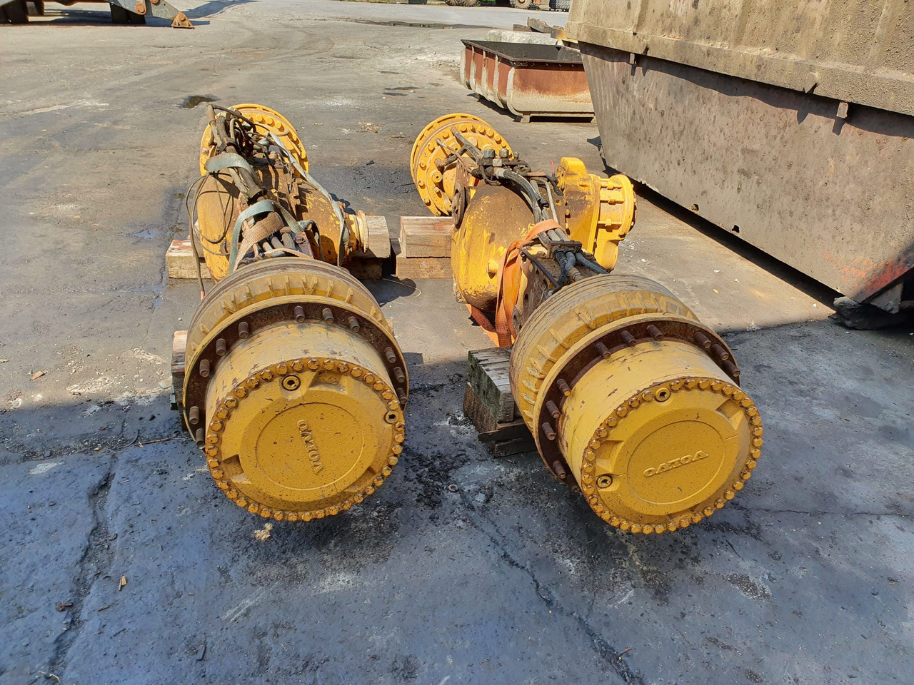 EJES VOLVO A40D  - Оска и делови за Градежна машина: слика 1 EJES VOLVO A40D  - Оска и делови за Градежна машина: слика 1