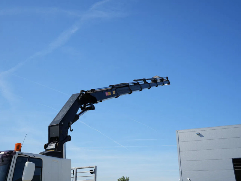 DAF CF 85 FAN Kraanwagen met bak, 47 t. HMF kraan - Камион со кран: слика 2 DAF CF 85 FAN Kraanwagen met bak, 47 t. HMF kraan - Камион со кран: слика 2