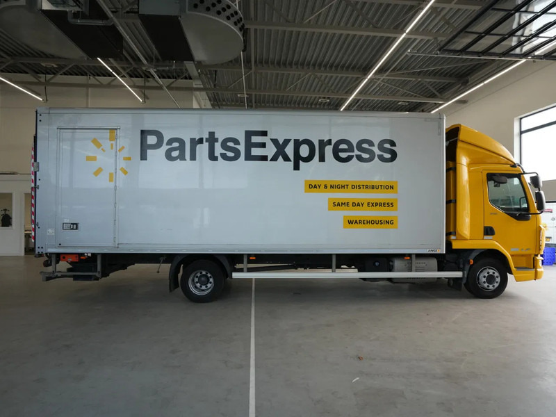 DAF LF 210 FA, 12t, Gesloten Bak, Laadklep 1,5t, Zijdeur, New Apk - Камион сандучар: слика 5 DAF LF 210 FA, 12t, Gesloten Bak, Laadklep 1,5t, Zijdeur, New Apk - Камион сандучар: слика 5