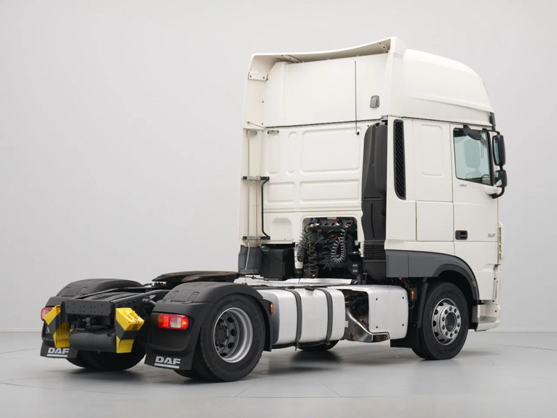 DAF XF 480 FT Super Space Cab, 2x Tanks, PTO Prep - Камион влекач: слика 4 DAF XF 480 FT Super Space Cab, 2x Tanks, PTO Prep - Камион влекач: слика 4