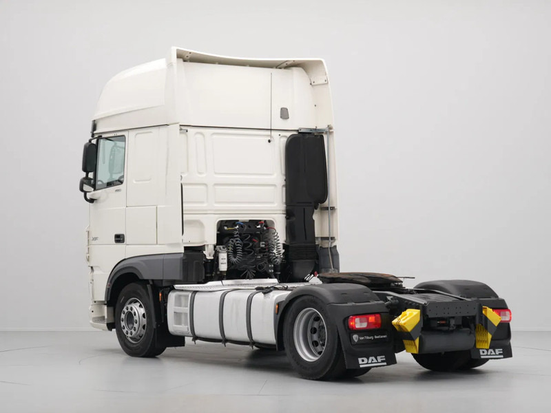 DAF XF 480 FT Super Space Cab, 2x Tanks, PTO Prep - Камион влекач: слика 3 DAF XF 480 FT Super Space Cab, 2x Tanks, PTO Prep - Камион влекач: слика 3
