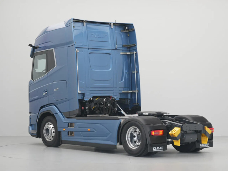 DAF XG+ 480 FT SAPPHIRE LIMITED EDITION 14/100! ACTIE: €6000 OPBOUW VOUCHER!* - Камион влекач: слика 4 DAF XG+ 480 FT SAPPHIRE LIMITED EDITION 14/100! ACTIE: €6000 OPBOUW VOUCHER!* - Камион влекач: слика 4