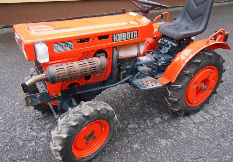 Ciągnik Kubota B6100 1995 4x4 - Трактор: слика 2 Ciągnik Kubota B6100 1995 4x4 - Трактор: слика 2