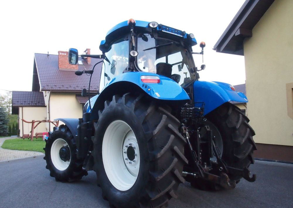 Ciągnik New Holland T7.185 2013 New Holland Autocommand i TUZ - Трактор: слика 5 Ciągnik New Holland T7.185 2013 New Holland Autocommand i TUZ - Трактор: слика 5