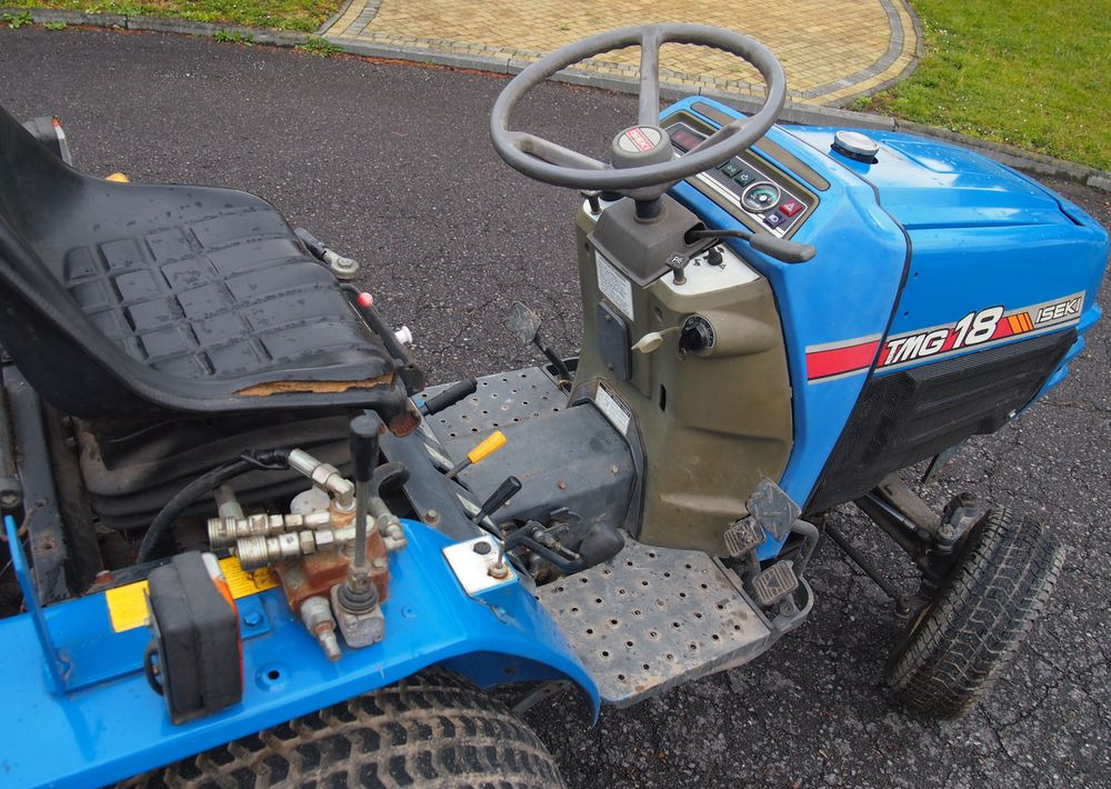 Kosiarka traktorek Iseki TMG T18 1995 hydro Diesel - Градинарска косилка: слика 2 Kosiarka traktorek Iseki TMG T18 1995 hydro Diesel - Градинарска косилка: слика 2