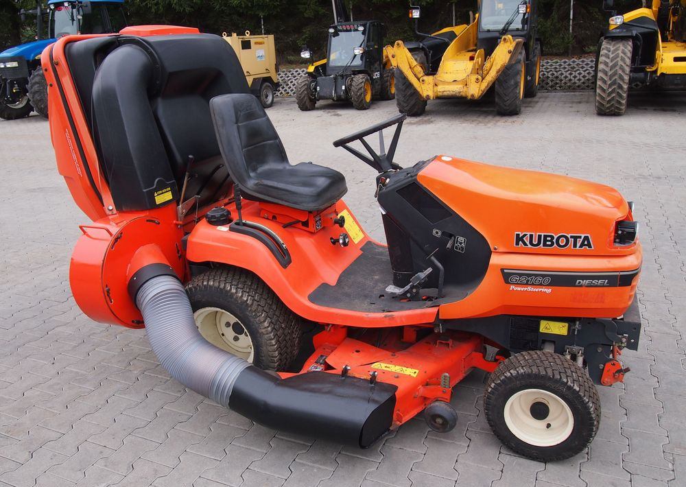 Градинарска косилка Kosiarka traktorek Kubota G2160 diesel 2004 Kosiarka traktorek KUBOTA: слика 13 Градинарска косилка Kosiarka traktorek Kubota G2160 diesel 2004 Kosiarka traktorek KUBOTA: слика 13