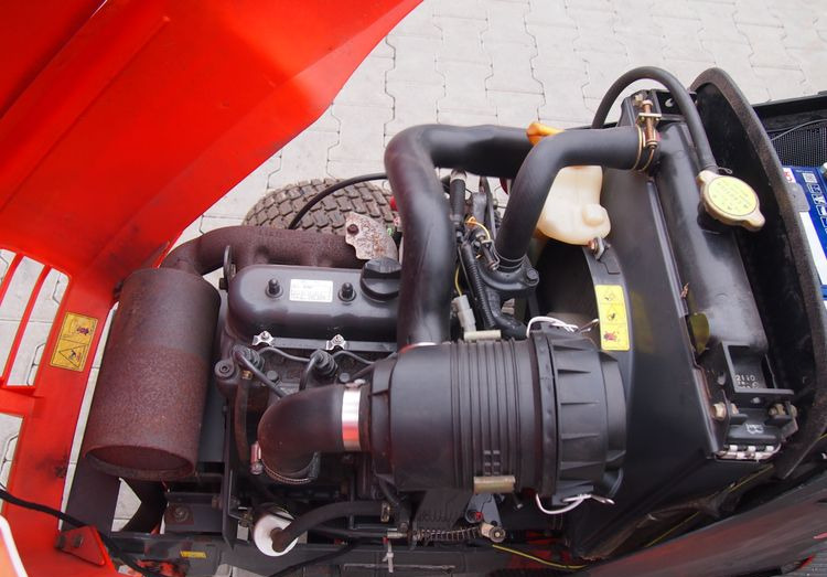 Kosiarka traktorek Kubota G2160 diesel 2004 Kosiarka traktorek KUBOTA - Градинарска косилка: слика 5 Kosiarka traktorek Kubota G2160 diesel 2004 Kosiarka traktorek KUBOTA - Градинарска косилка: слика 5