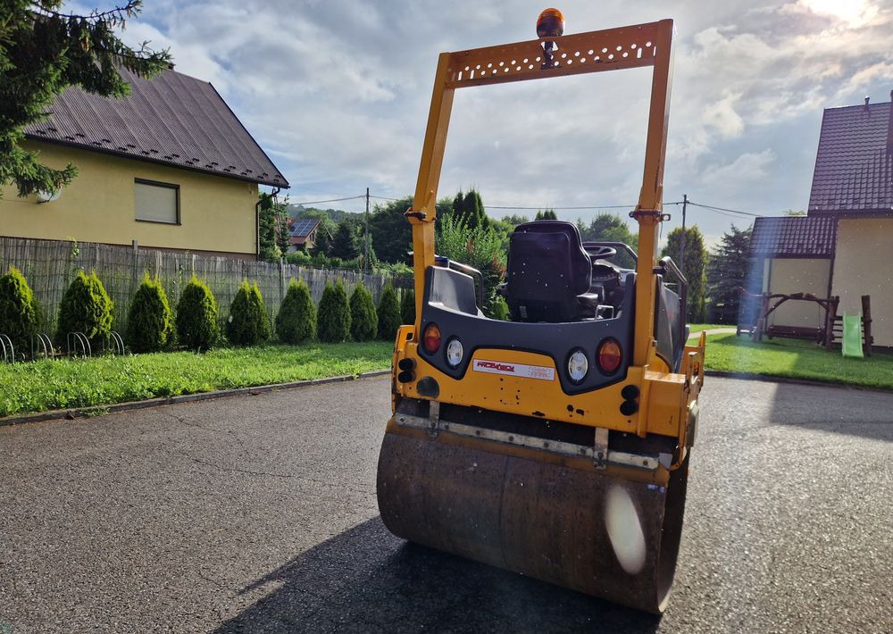 Walec Hamm HD14VV 2014 Walec HAMM HD 14VV silnik KUBOTA - Ваљак: слика 5 Walec Hamm HD14VV 2014 Walec HAMM HD 14VV silnik KUBOTA - Ваљак: слика 5