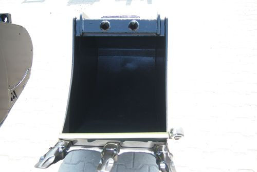 Wyposażenie Mecalac MSX, MTX , MX, MXT 2010 Łyżka 40cm do koparki Mecalac 10, 11, 12 - Корпа за багер: слика 1 Wyposażenie Mecalac MSX, MTX , MX, MXT 2010 Łyżka 40cm do koparki Mecalac 10, 11, 12 - Корпа за багер: слика 1