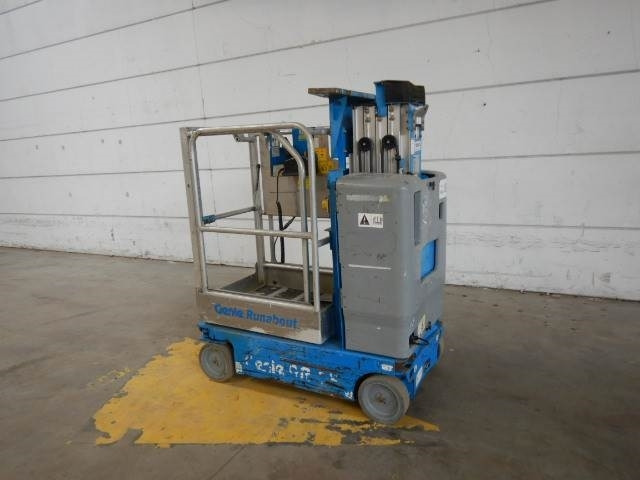 Genie GR15 - Вертикален јарболски подигнувач: слика 2 Genie GR15 - Вертикален јарболски подигнувач: слика 2
