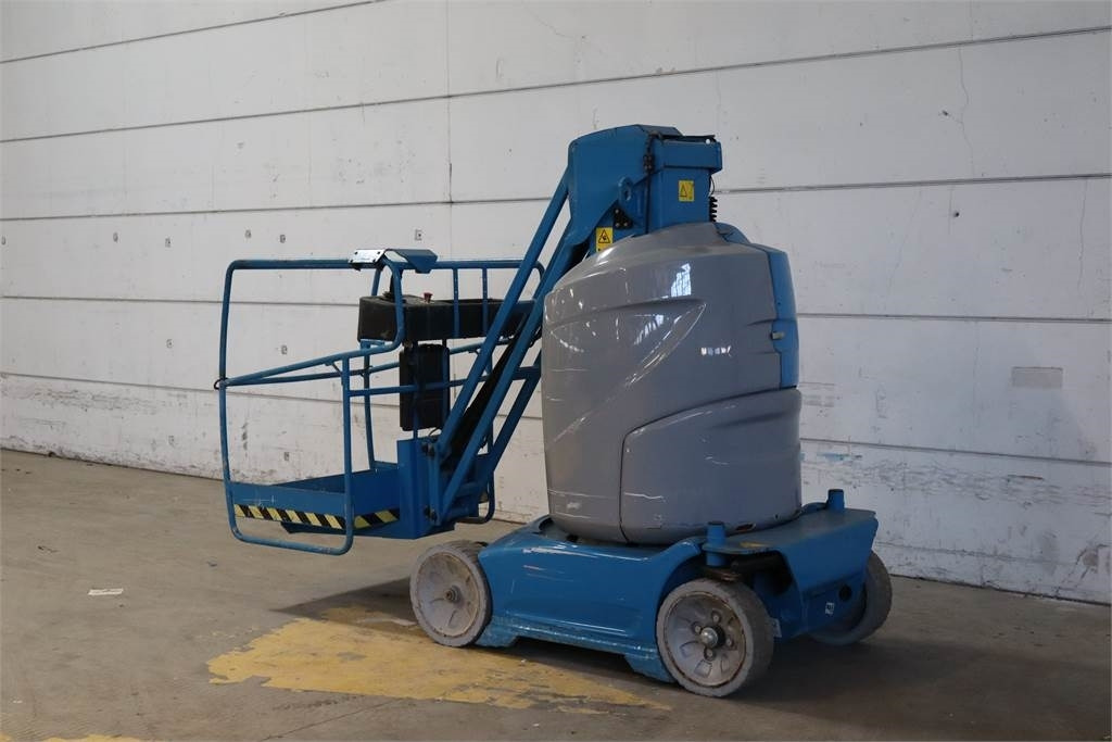 Genie GR26J - Вертикален јарболски подигнувач: слика 2 Genie GR26J - Вертикален јарболски подигнувач: слика 2