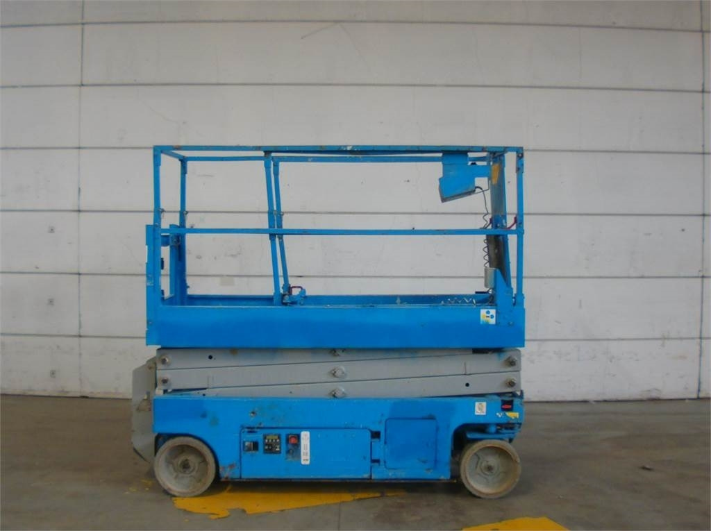 Genie GS2032 - Кревач ножица: слика 1 Genie GS2032 - Кревач ножица: слика 1