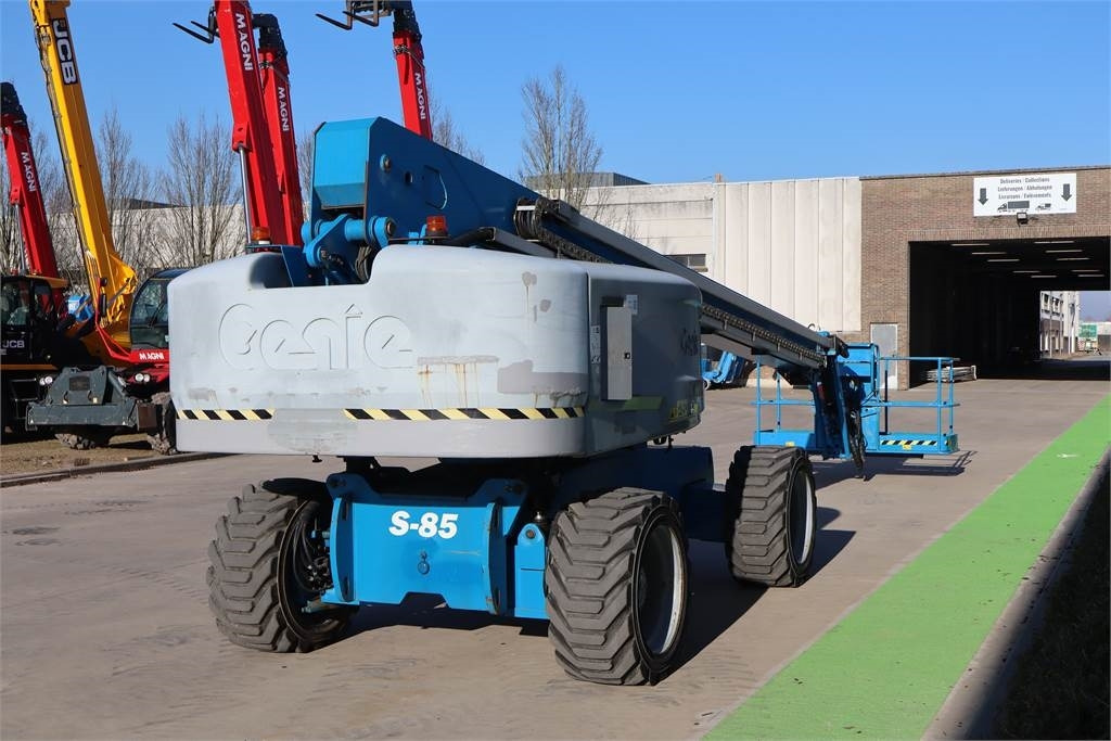 Genie S85 - Телескопска платформа: слика 4 Genie S85 - Телескопска платформа: слика 4