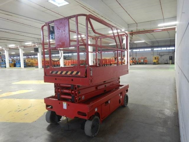 Haulotte Compact 10 - Кревач ножица: слика 4 Haulotte Compact 10 - Кревач ножица: слика 4