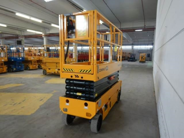 Haulotte Compact 10 N AE - Кревач ножица: слика 4 Haulotte Compact 10 N AE - Кревач ножица: слика 4