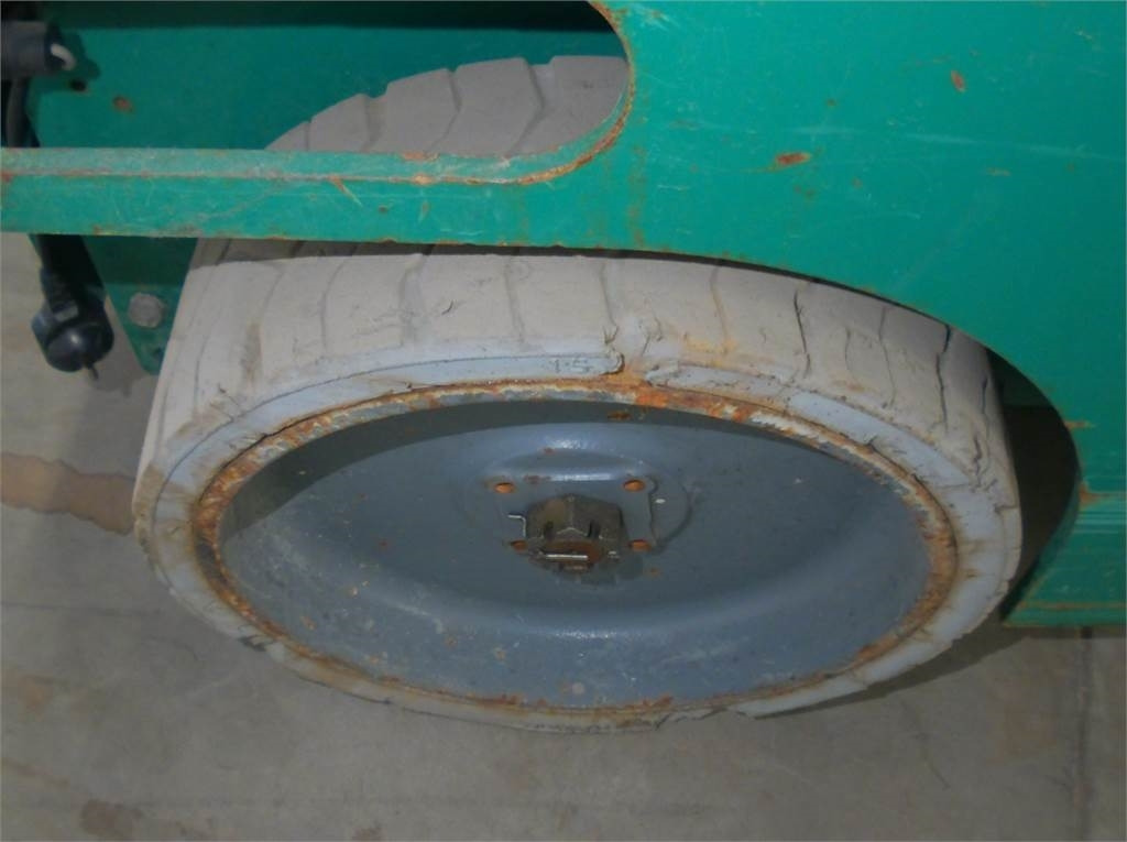 Кревач ножица Haulotte Compact 14: слика 9 Кревач ножица Haulotte Compact 14: слика 9