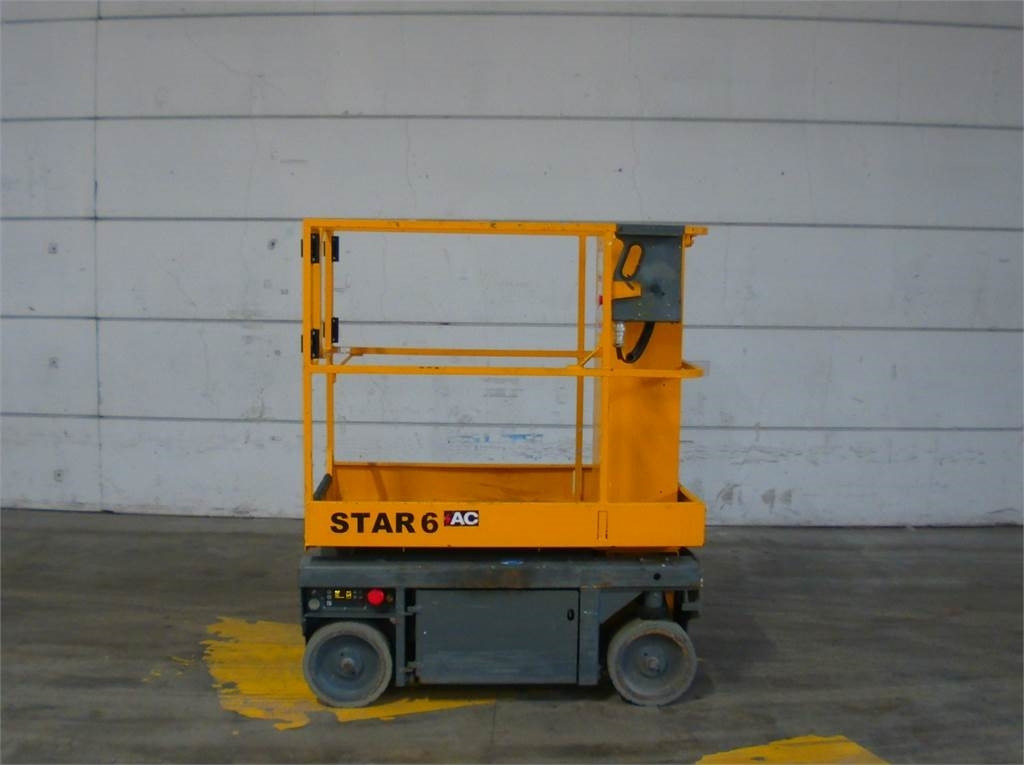 Haulotte STAR 6AC - Вертикален јарболски подигнувач: слика 1 Haulotte STAR 6AC - Вертикален јарболски подигнувач: слика 1