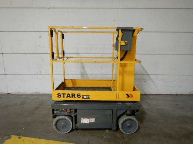 Haulotte STAR 6AC - Вертикален јарболски подигнувач: слика 1 Haulotte STAR 6AC - Вертикален јарболски подигнувач: слика 1