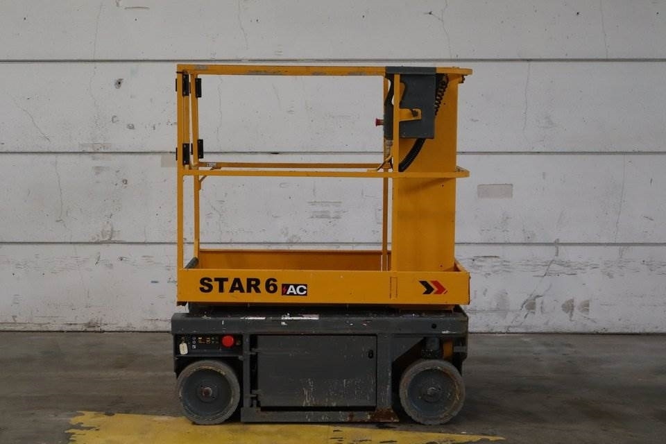 Haulotte STAR 6AC - Вертикален јарболски подигнувач: слика 1 Haulotte STAR 6AC - Вертикален јарболски подигнувач: слика 1