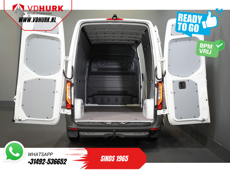 Mercedes-Benz Sprinter 211 Aut. L2H2 BPM VRIJ/ LED/ Standkachel/ Stoelverw./ Airco/ Carplay/ Camera/ Cruise/ Trekhaak - Мало комбе: слика 5 Mercedes-Benz Sprinter 211 Aut. L2H2 BPM VRIJ/ LED/ Standkachel/ Stoelverw./ Airco/ Carplay/ Camera/ Cruise/ Trekhaak - Мало комбе: слика 5