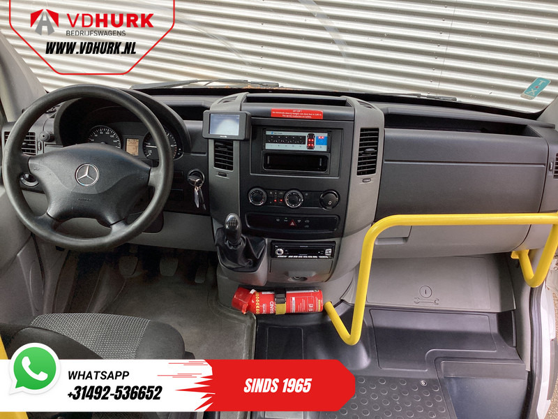 Mercedes-Benz Sprinter 313 2.2 CDI L2H2 € 10.164 Incl. BTW EXPORT ONLY Combi/ 9 Persoons/ Kombi/ 9P/ Airco/ Rolstoellift - Минибус, Патничко комбе: слика 3 Mercedes-Benz Sprinter 313 2.2 CDI L2H2 € 10.164 Incl. BTW EXPORT ONLY Combi/ 9 Persoons/ Kombi/ 9P/ Airco/ Rolstoellift - Минибус, Патничко комбе: слика 3
