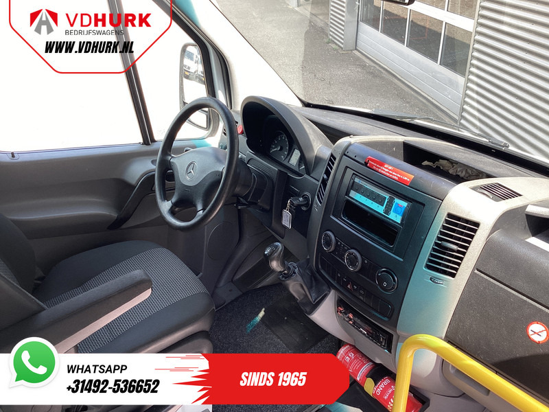Mercedes-Benz Sprinter 313 2.2 CDI L2H2 €9922 Incl. BTW BPM VRIJ! EXPORT ONLY Combi/ 9 Persoons/ Kombi/ 9P/ Airco/ Rolstoellift - Минибус, Патничко комбе: слика 3 Mercedes-Benz Sprinter 313 2.2 CDI L2H2 €9922 Incl. BTW BPM VRIJ! EXPORT ONLY Combi/ 9 Persoons/ Kombi/ 9P/ Airco/ Rolstoellift - Минибус, Патничко комбе: слика 3