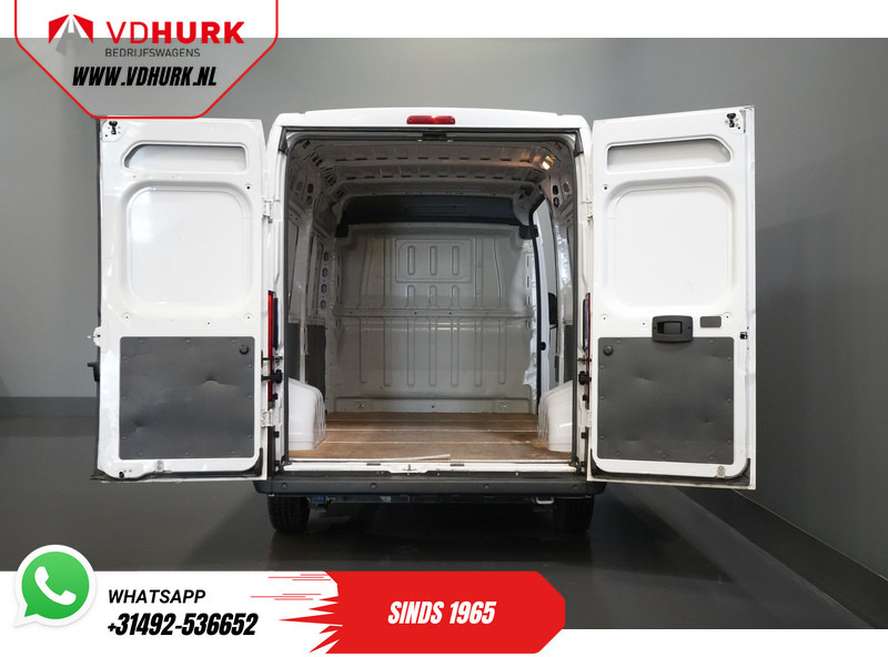 Peugeot Boxer 2.2 HDi 120 pk L2H2 BPM VRIJ! 2.5t Trekverm./ Navi/ PDC/ Cruise/ Airco - Мало комбе: слика 4 Peugeot Boxer 2.2 HDi 120 pk L2H2 BPM VRIJ! 2.5t Trekverm./ Navi/ PDC/ Cruise/ Airco - Мало комбе: слика 4