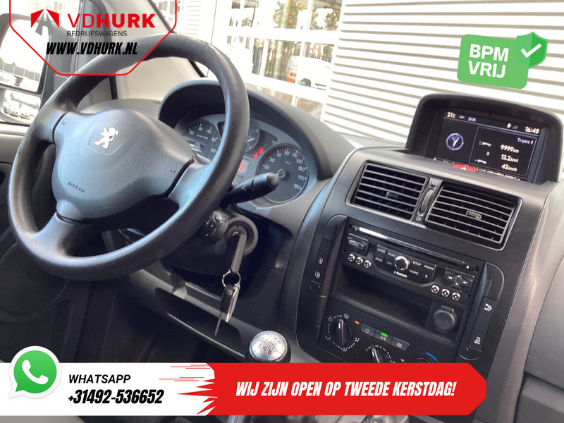 Peugeot Expert 2.0 HDI 130 pk L2 Dubbel Cabine DC EXPORT Airco/ Cruise/ Navi/ PDC/ Trekhaak - Мало комбе, Комби со двојна кабина: слика 3 Peugeot Expert 2.0 HDI 130 pk L2 Dubbel Cabine DC EXPORT Airco/ Cruise/ Navi/ PDC/ Trekhaak - Мало комбе, Комби со двојна кабина: слика 3