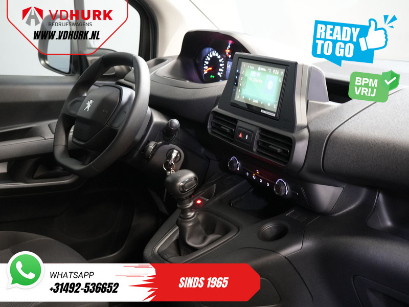 Peugeot Partner 1.5 HDi 100 pk BPM VRIJ Ready2Go 3Pers./ Carplay/ Airco/ Cruise/ Camera/ PDC - Мало комбе: слика 3 Peugeot Partner 1.5 HDi 100 pk BPM VRIJ Ready2Go 3Pers./ Carplay/ Airco/ Cruise/ Camera/ PDC - Мало комбе: слика 3