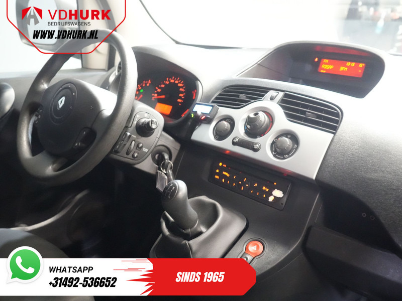 Renault Kangoo Express 1.5 dCi 90 pk EXPORT ONLY Inrichting/ Cruise/ PDC/ Airco/ Trekhaak - Мало комбе: слика 3 Renault Kangoo Express 1.5 dCi 90 pk EXPORT ONLY Inrichting/ Cruise/ PDC/ Airco/ Trekhaak - Мало комбе: слика 3