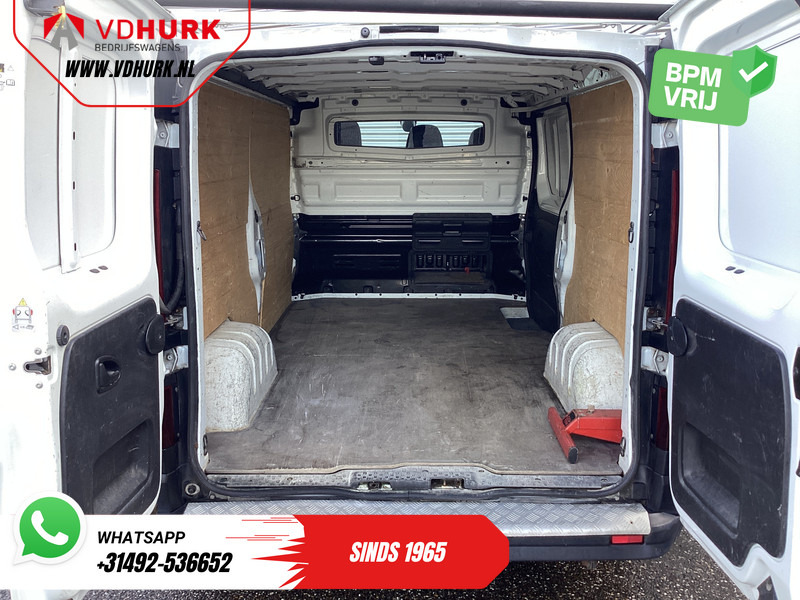 Renault Trafic 1.6 dCi 120 pk L2 BPM VRIJ! NL Auto/ 3 Pers./ Imperiaal/ Navi/ Airco/ Cruise/ PDC/ Trekhaak - Мало комбе: слика 4 Renault Trafic 1.6 dCi 120 pk L2 BPM VRIJ! NL Auto/ 3 Pers./ Imperiaal/ Navi/ Airco/ Cruise/ PDC/ Trekhaak - Мало комбе: слика 4