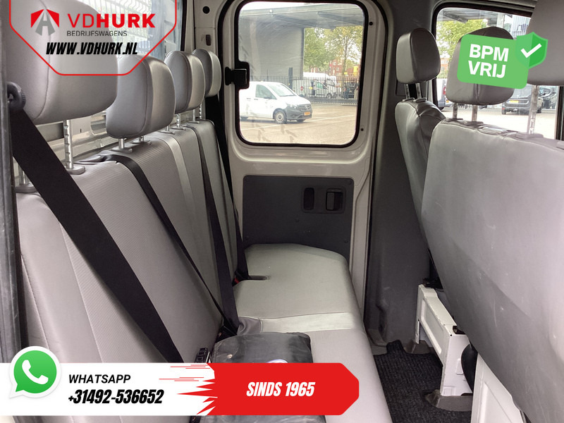 Комбе со отворен сандак, Комби со двојна кабина Volkswagen Crafter 2.5 TDI EXPORT Open laadbak 268x201x40/ 5 cil./ 7 Pers./ Trekhaak/ Airco/ Radio: слика 12