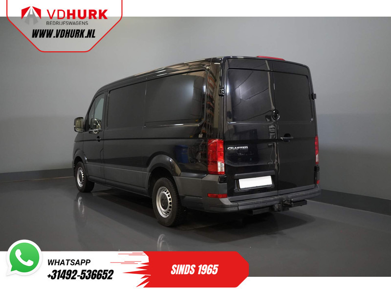 Volkswagen Crafter 35 2.0 TDI 140 pk DSG Aut. L3H2 EXPORT ONLY Navi/ Carplay/ PDC/ Cruise/ Trekhaak/ Airco - Товарно комбе: слика 2 Volkswagen Crafter 35 2.0 TDI 140 pk DSG Aut. L3H2 EXPORT ONLY Navi/ Carplay/ PDC/ Cruise/ Trekhaak/ Airco - Товарно комбе: слика 2