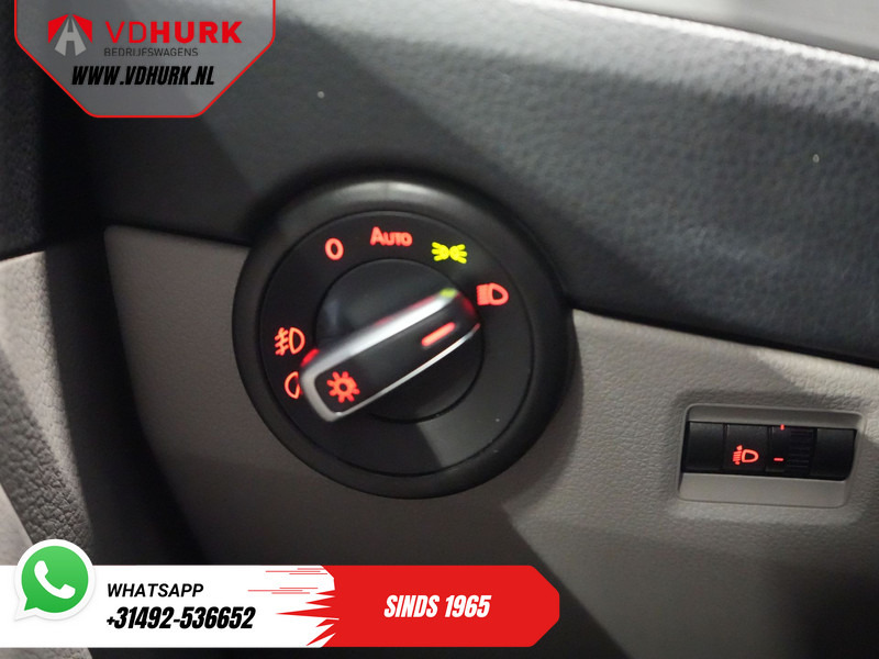 Мало комбе Volkswagen Transporter 2.0 TDI 150 pk DSG Aut. L2 BPM VRIJ! Carplay/ 2.5t Trekverm./ LMV/ Cruise/ Navi/ Trekhaak: слика 17