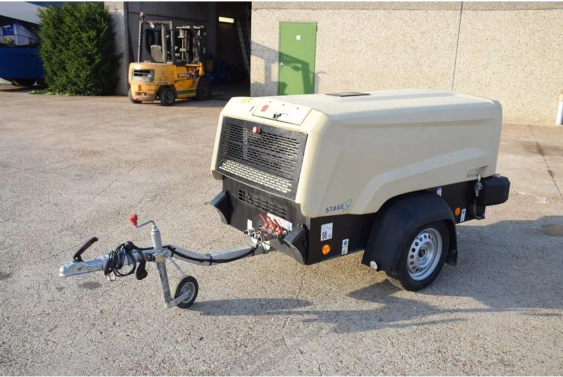 Doosan Doosan 77.55- stock id107 - Компресор за воздух: слика 1 Doosan Doosan 77.55- stock id107 - Компресор за воздух: слика 1