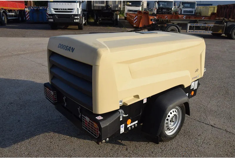 Doosan Doosan 77.55- stock id107 - Компресор за воздух: слика 4 Doosan Doosan 77.55- stock id107 - Компресор за воздух: слика 4