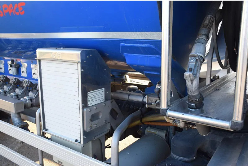 MAN TGM 26.340 - Камион цистерна: слика 5 MAN TGM 26.340 - Камион цистерна: слика 5