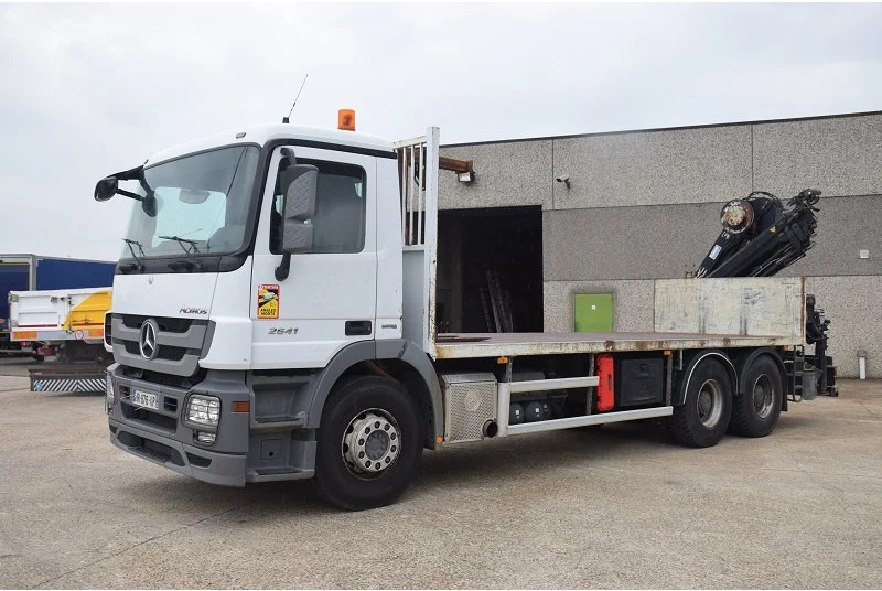 Mercedes-Benz Actros 2641 - Камион со платформа, Камион со кран: слика 3 Mercedes-Benz Actros 2641 - Камион со платформа, Камион со кран: слика 3