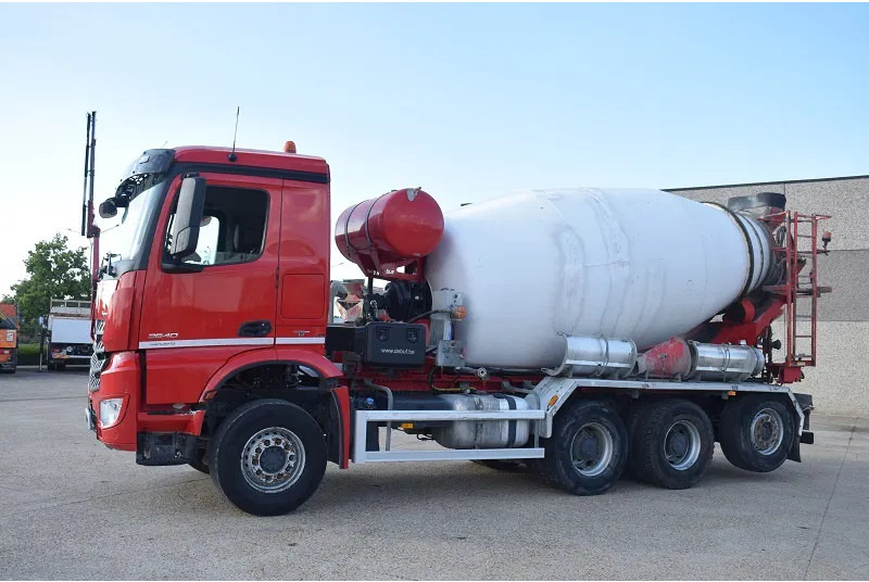 Mercedes-Benz Arocs 3640 DEBUF 9 CUB - Камион миксер за бетон: слика 2 Mercedes-Benz Arocs 3640 DEBUF 9 CUB - Камион миксер за бетон: слика 2
