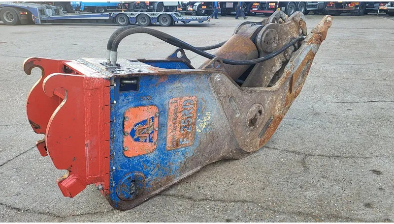 Trevibenne F25 RD Crusher - Ножица за уривање за Градежна машина: слика 5 Trevibenne F25 RD Crusher - Ножица за уривање за Градежна машина: слика 5